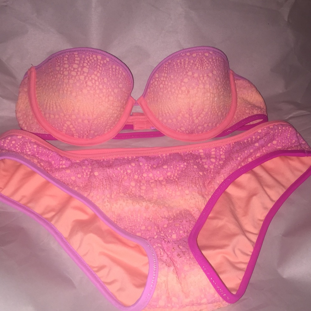 Victoria's Secret Swim  34B SMALL in great shape